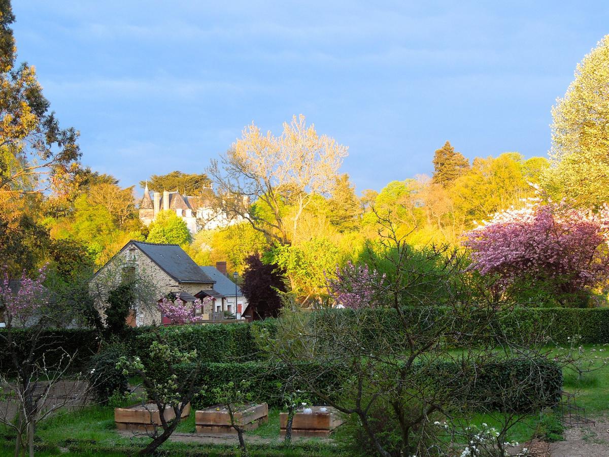 Le Presbytere Du Vigneau Ménil Esterno foto