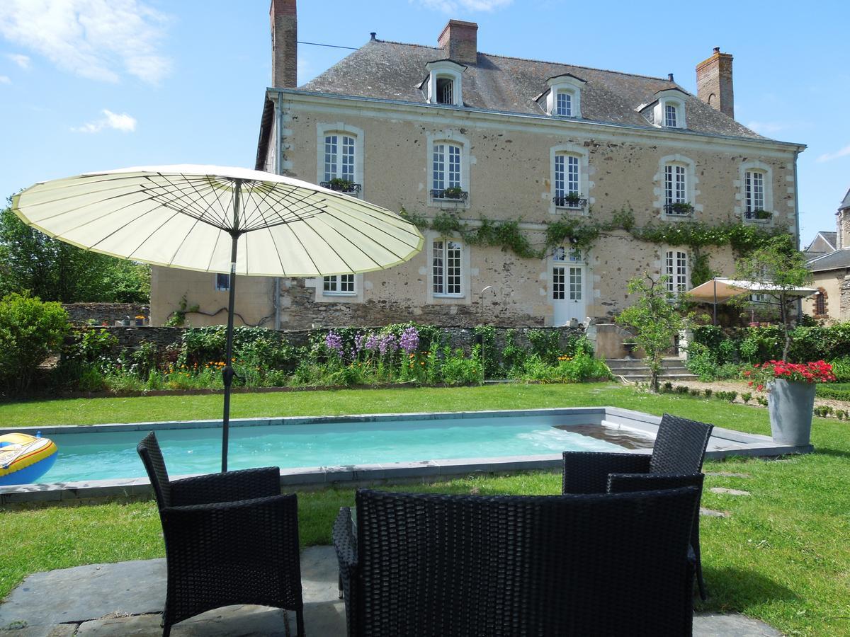 Le Presbytere Du Vigneau Ménil Esterno foto