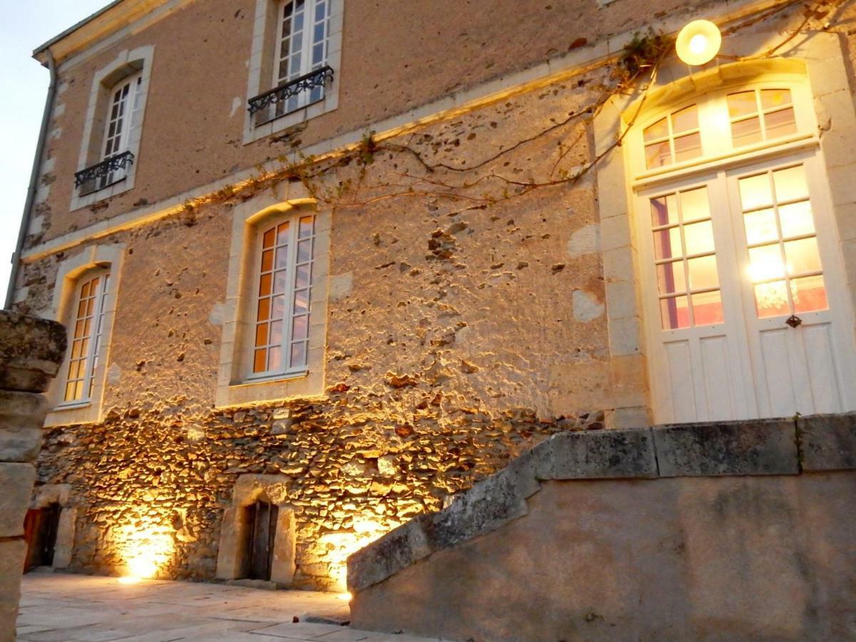 Le Presbytere Du Vigneau Ménil Esterno foto