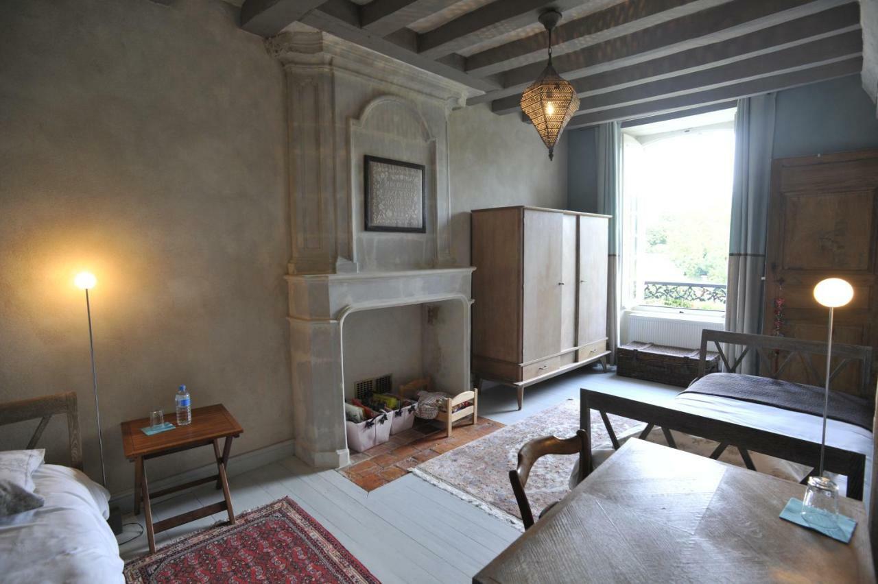 Le Presbytere Du Vigneau Ménil Esterno foto